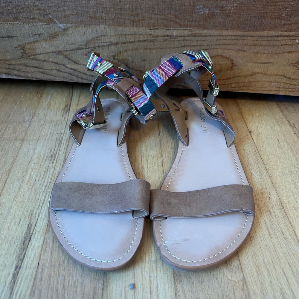 Madden Girl Women's Orrtega Sandals Size 8